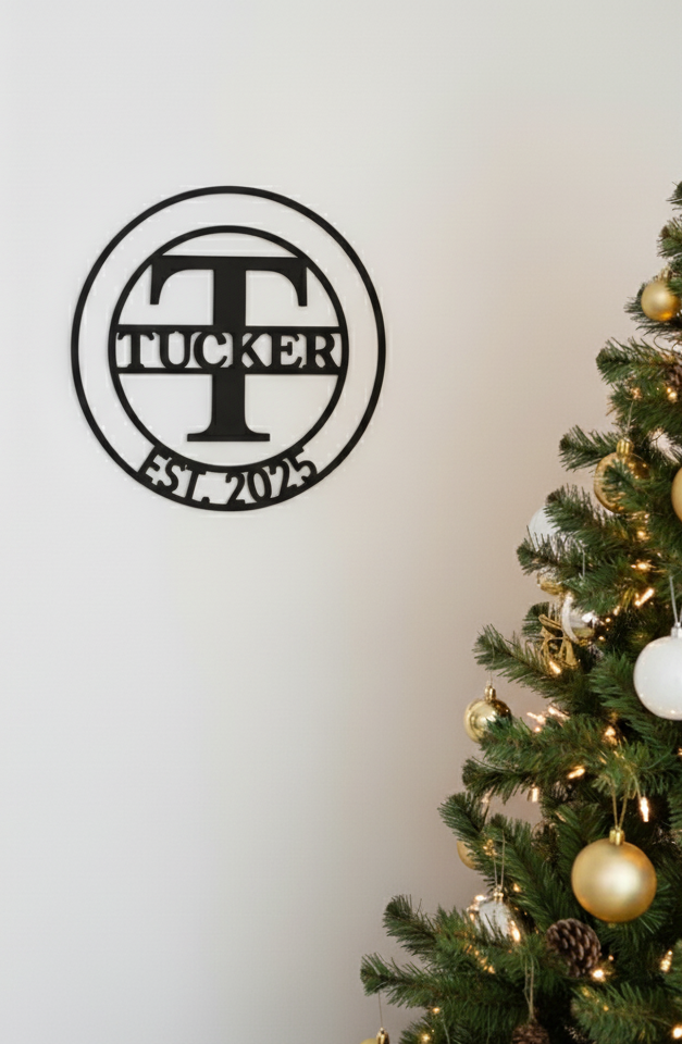 Family Name Signs & Wall Decor