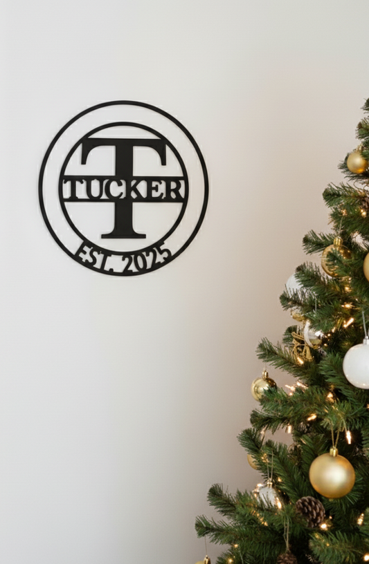 Family Name Signs & Wall Decor